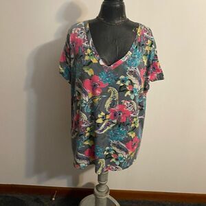 The Zig Zag Stripe Floral V-neck tee, size XL